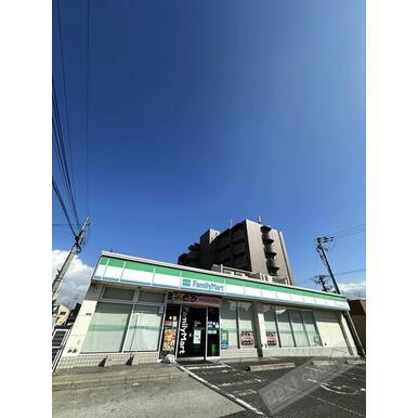 ファミリーマート泉大津北豊中町店 距離:576m
