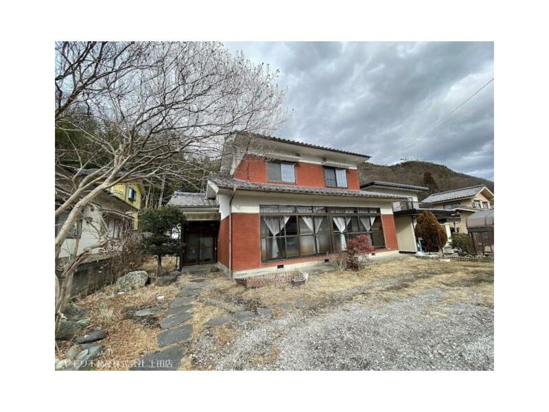 Ueda City, Higashina, two-story building, 4SDK