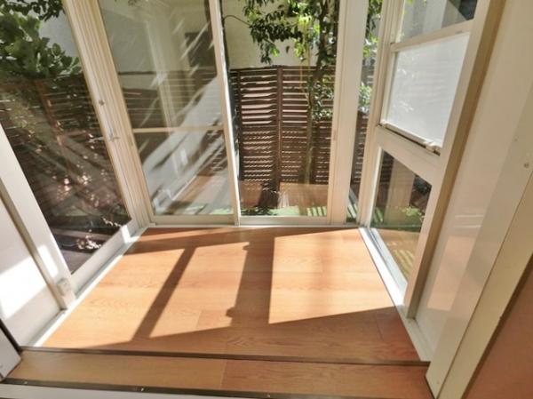 アットホーム 世田谷区 大原１丁目 笹塚駅 2階建 ２ｄｋ 世田谷区の中古テラスハウス 提供元 株 ユニバーサルエステート 一軒家 家の購入