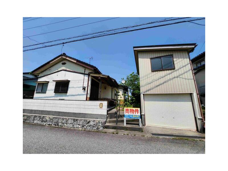 Toyama City, Tsukioka-cho 7-chome (Kaihatsu Station), single-story, 3DK