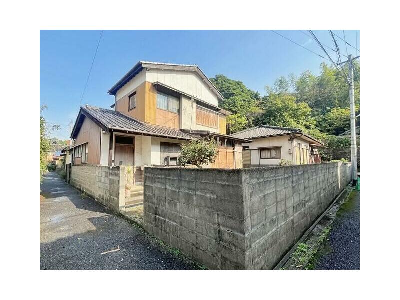 Two-story building 5DK in Takao 1-chome, Kokura Kita Ward, Kitakyushu City (Minami Kokura Station)