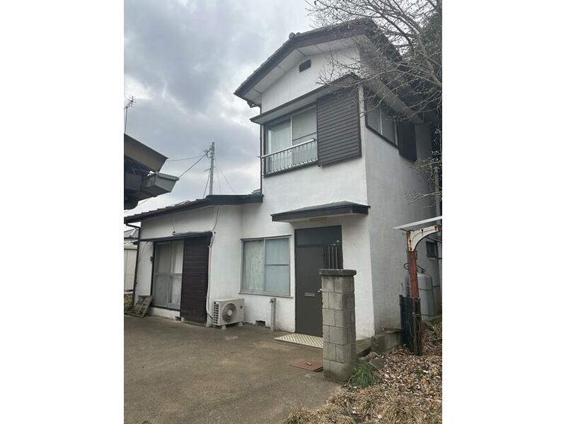 Oyama-shi, Oyama Oaza Yokokura-shinden (Oyama Station) 2F 5DK

3.8 million yen