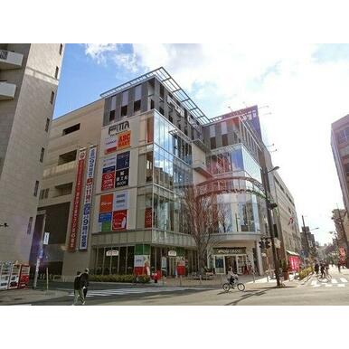 フジグラン広島 距離:436m