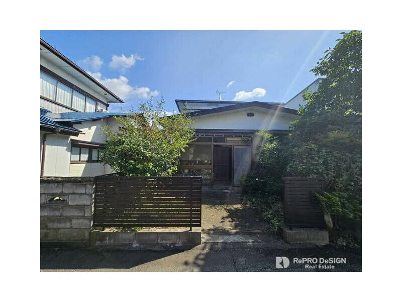 2-story building, 5LDK in Shogunano Higashi 1-chome, Akita City