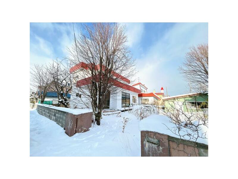 Iwamizawa City, Minamimachi 7-jo 2-chome (Iwamizawa Station) 2-story 4LDK