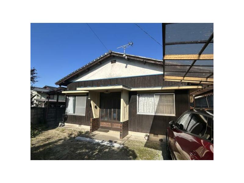 Saijo-city, Komatsu-cho, Myokuchi (Iyo-Komatsu Sta.) Single-story building, 4DK

3,000,000 yen