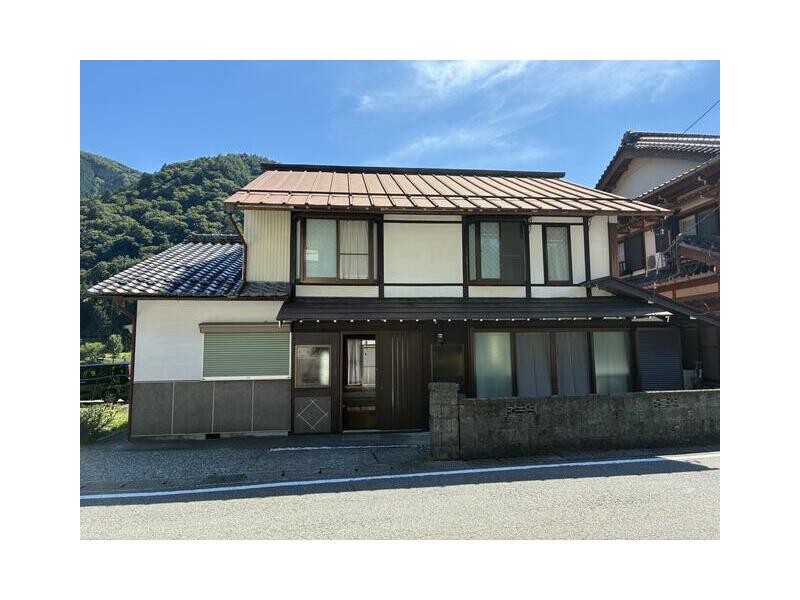 Geroshi, Base Horinouchi (Hida Hagiwara Station) 2-story 9DK