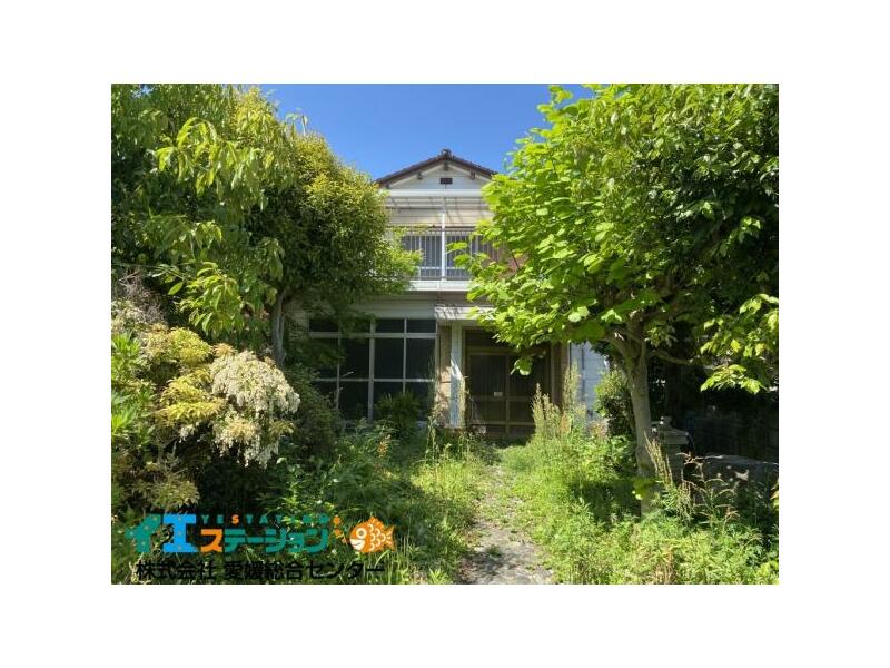 Saijo-city, Komatsu-cho Shinyashiki (Iyo-Komatsu Sta.) 2F 6DK

5,000,000 yen