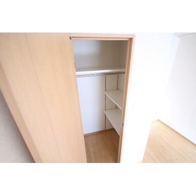 ※間取り反転、別部屋の写真です