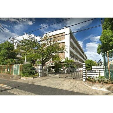 横浜市立すすき野中学校 距離：595m