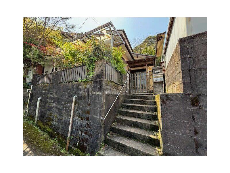 2-story, 5LDK, Kamihonmachi, Moji-ku, Kitakyushu City (Kyushu Railway Memorial Museum Station)