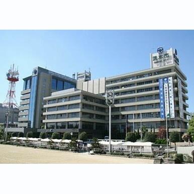 茨木市役所内郵便局 距離:281m