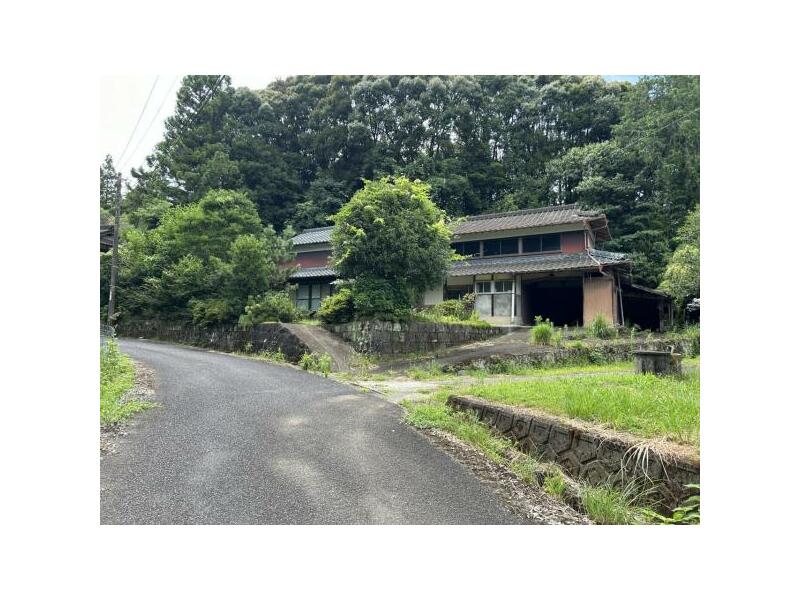 Takeo City, Takeuchi Town, Oaza Umeno (Nagao Station), single-story building, 7DK