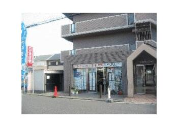 萩原天神駅より東へ５０ｍ先