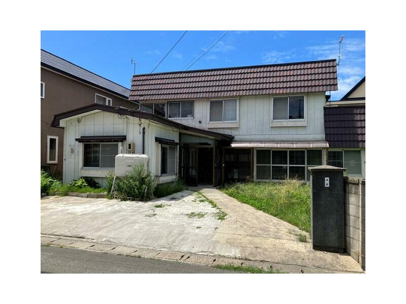 Aomori-shi, Aomori 4-Namidate-maeda (Aomori station) 2F 7LDK

6.1 million yen
