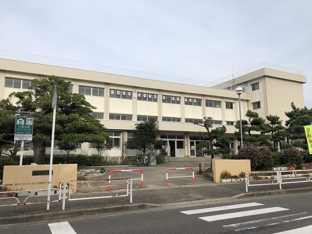 アットホーム 新潟市東区 もえぎ野２丁目 越後石山駅 2階建 ６ｌｄｋ 新潟市東区の中古一戸建て 提供元 ハウスドゥ新潟赤道店 新創 株 一軒家 家の購入