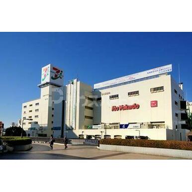イトーヨーカドー船橋店 距離：920m