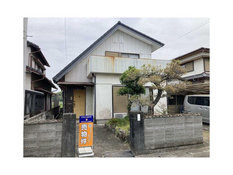 Yoshinogawa City, Kamojima Town, Yamaji (Oezu Station) 2-story building 6DK