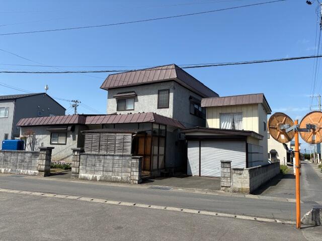 Cheap house for sale in Hirakawa, Aomori