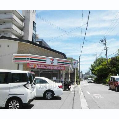 セブンイレブン京都壬生辻町店 距離:49m