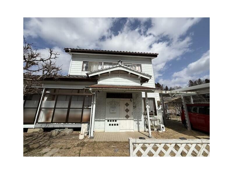 Kashiwazaki City, Nishiyama Town, Ikeura (Reihai Station) 2-story 6DK