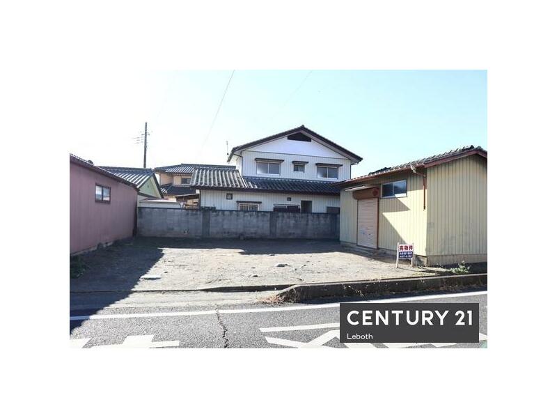Tsutsumi-cho 1-chome, Kiryu-shi, Kiryu (Maruyamashita station) One-story building, studio

One-room studio 2,000,000 yen