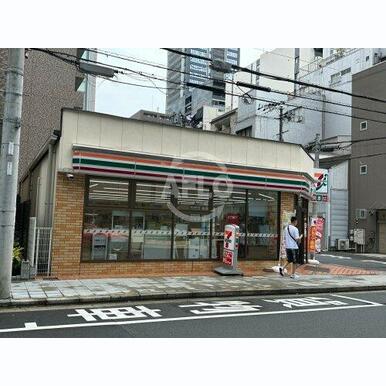 セブンイレブン 大阪南久宝寺町1丁目店 距離:230m