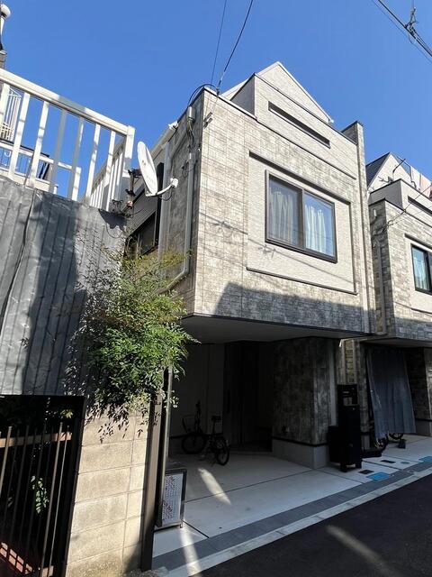 Cheap house for sale in Shinagawa, Tokyo