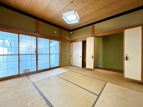 アットホーム】魚津市 六郎丸 (魚津駅 ) 2階建 4LDK アットホーム】魚津市 六郎丸 (魚津駅 ) 2階建 4LDK