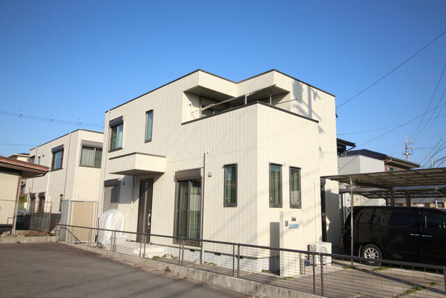 アットホーム 岡崎市 北本郷町字野添 矢作橋駅 2階建 ３ｓｌｄｋ 岡崎市の中古一戸建て 提供元 ハウスドゥ 岡崎南 アルファス 株 一軒家 家の購入