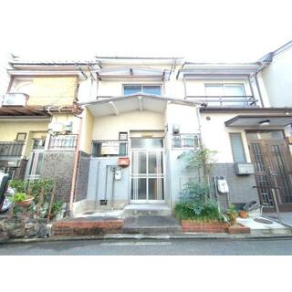 In Nakagyo-ku, Kyoto City, Nishinokyo Umashiro-cho (Marutamachi Station) 2-story building, 3DK. 
680 million yen.