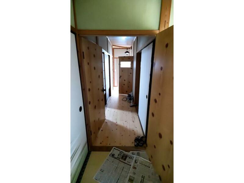 Nagashima-cho, Izumi-gun Sashiie (Nodago Sta.) Single story house, 5DK

1,980,000 yen