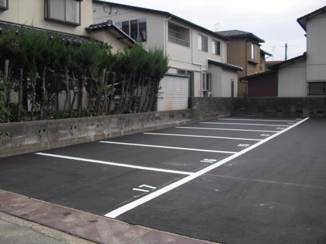 石川県 野々市市 太平寺４丁目 野々市工大前駅 の月極駐車場 賃貸駐車場 賃貸 不動産情報はアットホーム