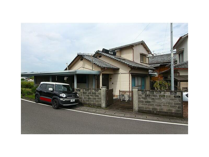 Usuki-city Oaza-Ishihama (Kamiuzuki station) 2F 6DK

4,800,000 yen