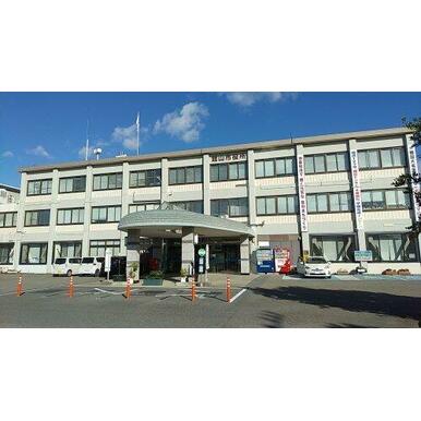 館山市役所 距離:468m