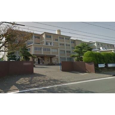 浜松市立中郡中学校 距離:2,438m