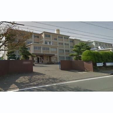 浜松市立中郡中学校 距離:2,438m