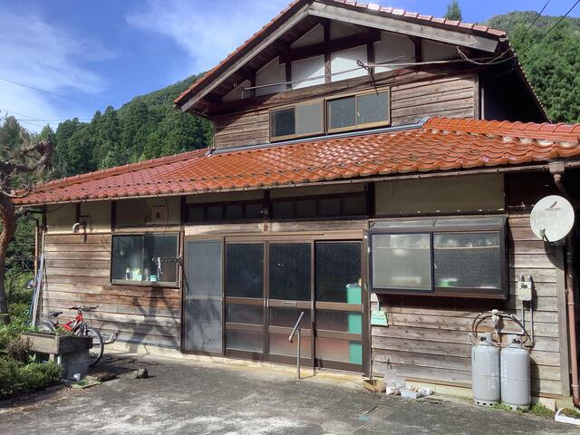 アットホーム 加賀市 山中温泉今立町 動橋駅 2階建 ９ｋ 加賀市の中古一戸建て 提供元 株 みやもと不動産 一軒家 家の購入