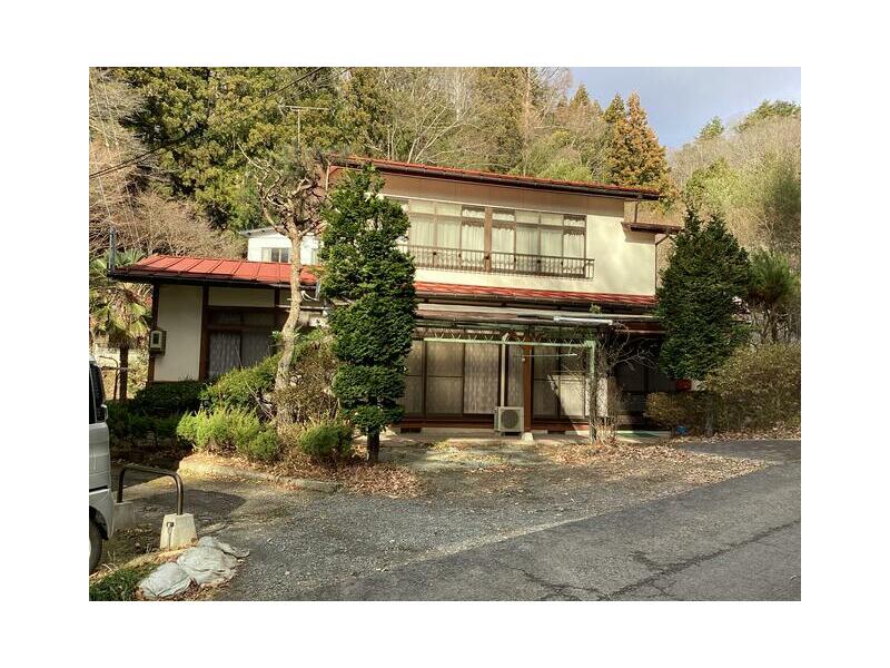 18 minutes on foot from JR Ban'etsu East Line "Maki" Station [Bus available] 20 minutes on foot from Maki bus stop