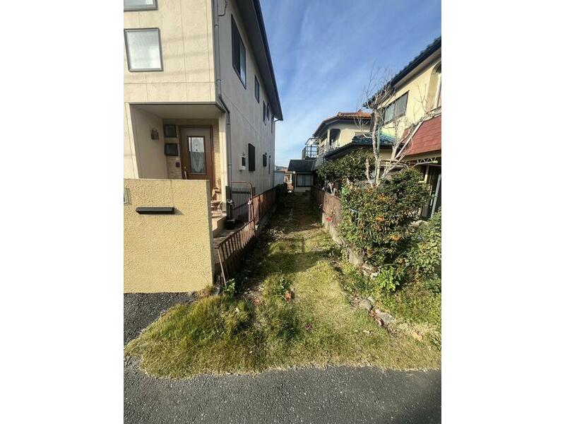 Chichibu-shi, Chichibu Kamimachi 1-chome (Ohanabatake Sta.) 2F 4DK

Chichibu