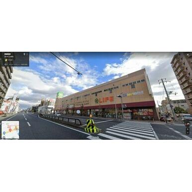 ライフ 本山店 距離：952m