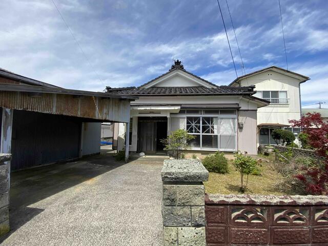 Cheap house for sale in Nikaho, Akita