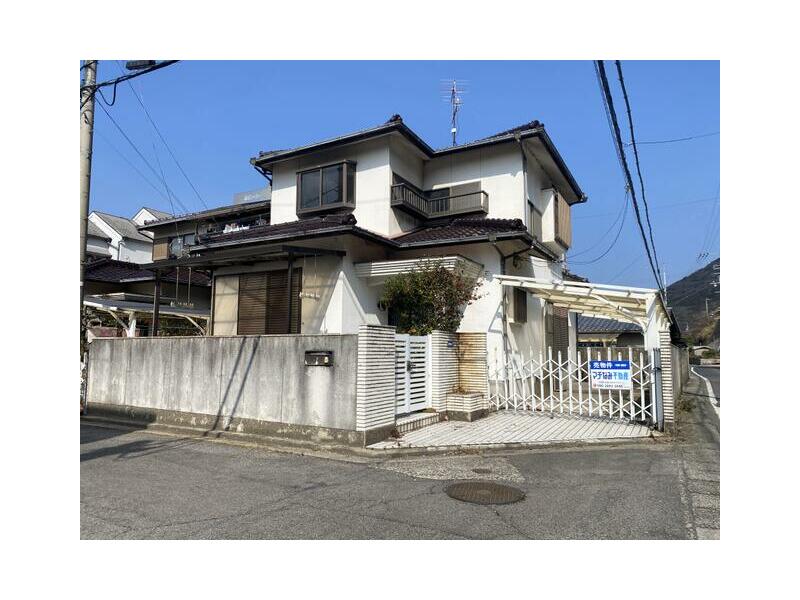 Takamatsu City, Yashima Nishimachi 2-story building 4LDK