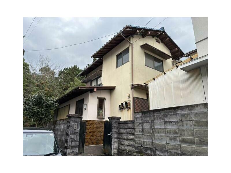 Yatsushiro, Yawatahama-shi (Yawatahama station) 2F 3DK

2,000,000 yen