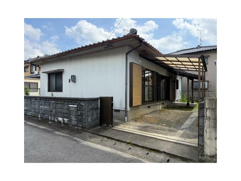 Ogi City, Ogi Town Hatada (Ogi Station) Single-story building 4DK