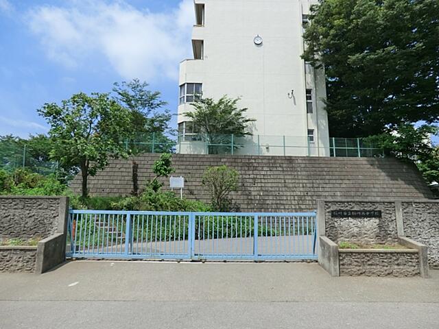 アットホーム 桶川市 大字上日出谷 桶川駅 2階建 ５ｌｄｋ 桶川市の新築 一戸建て 提供元 株 ダイワハウジング 一軒家 家の購入