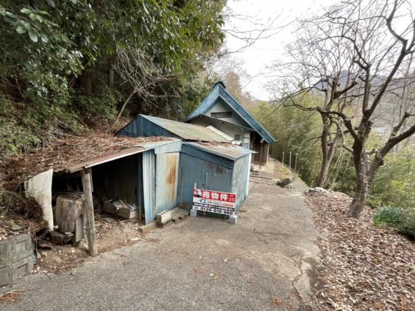 detached 南巨摩郡身延町波高島