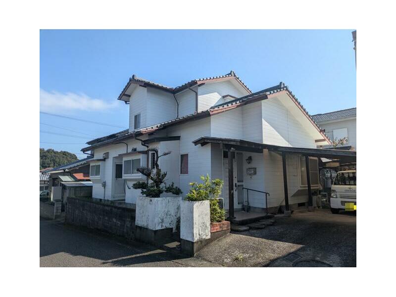 Higashiusuki District, Kadogawa Town, Minamioka 1-chome (Kadogawa Station) 2-story building 5DK