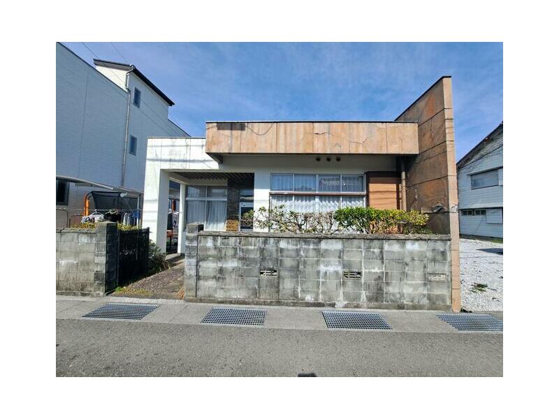 Tosa City Usa-cho Usa, single-story building, 4DK