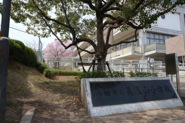 ファインガーデンあゆみヶ丘 5階 ４ｌｄｋ 八幡市の中古マンション アットホーム マンション購入の情報